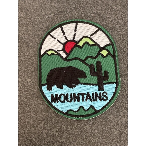 6 Assorted Adventure Hiking Camping Explore Outdoors Iron-On Embroidered Patches - Picture 8 of 13
